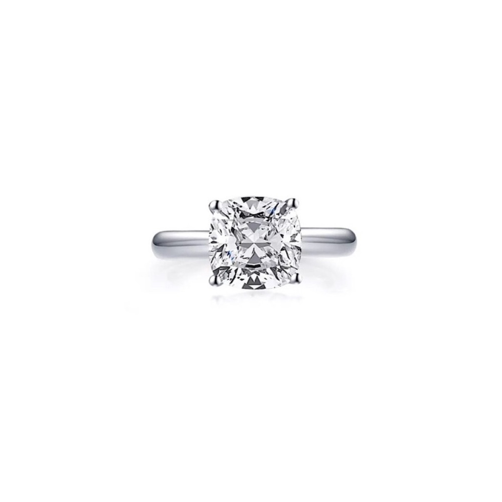 18k 3ct Cushion Cut Ring